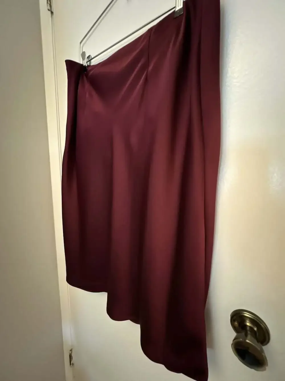 Women's Satin Midi Skirt in Burgundy